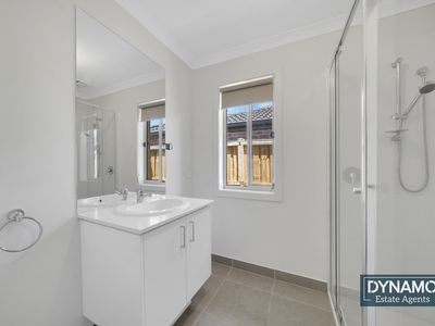 362 Clarkes Road, Brookfield