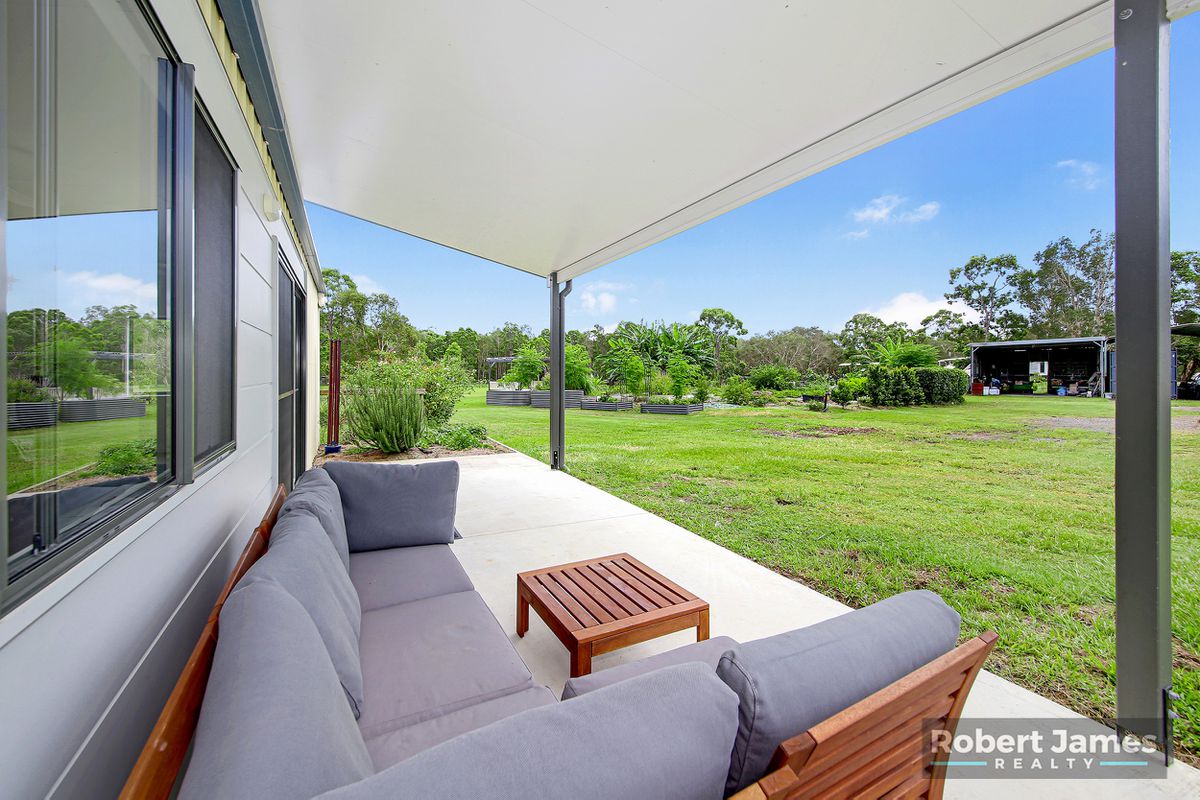 69 Green Gate Road, Cooroibah