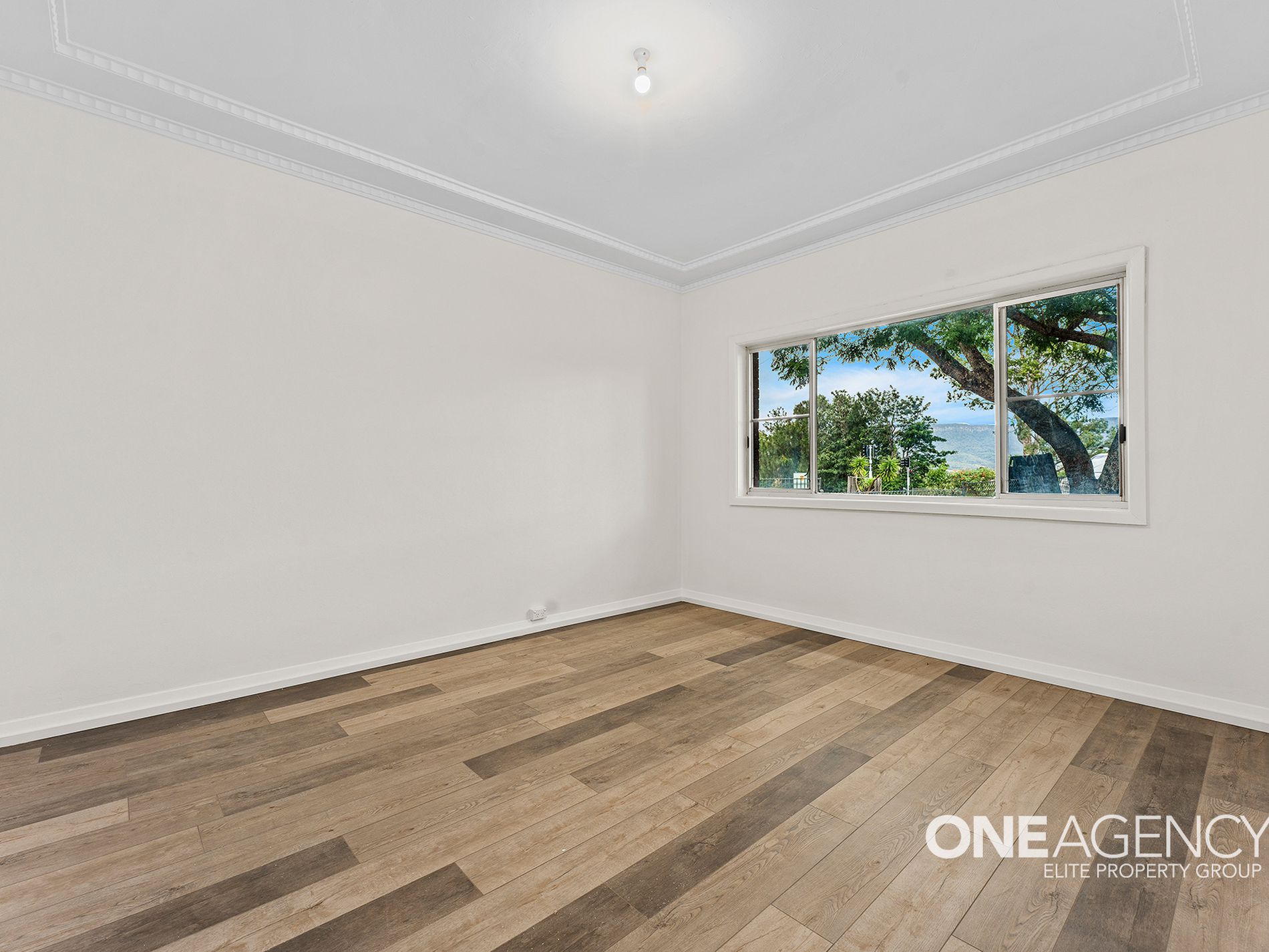 307 Princes Highway, Dapto