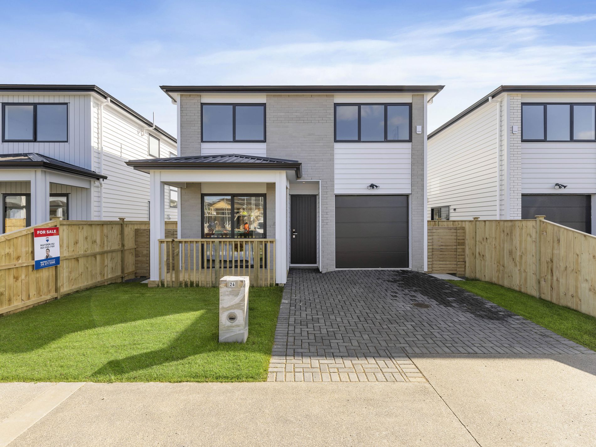 24 Woven Place, Drury