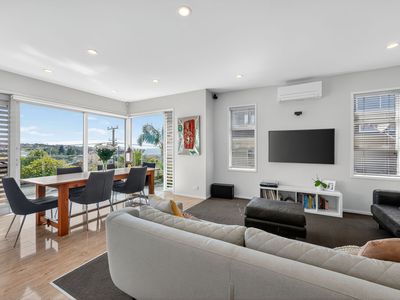 15 Beechwood Road, Rothesay Bay