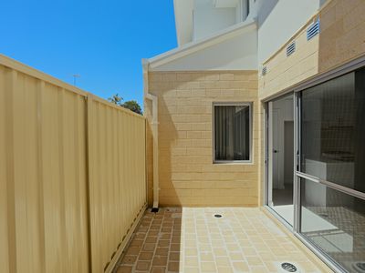 4/32 Main Street, Osborne Park