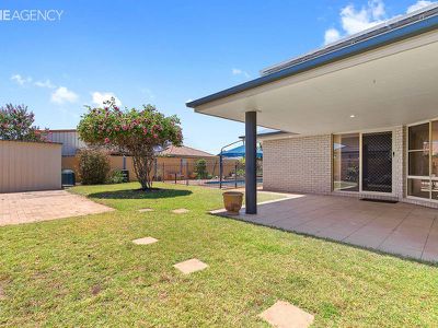 6 Banks Court, Torquay