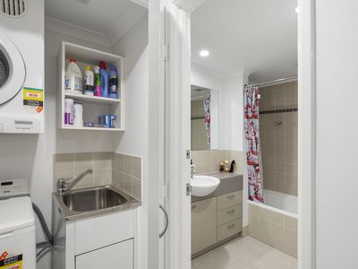 11 / 110 Mounts Bay Road, Perth