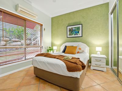60 Daphne Drive, Redlynch