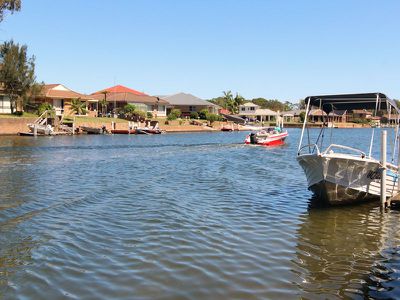 1 Sirius Key, Forster