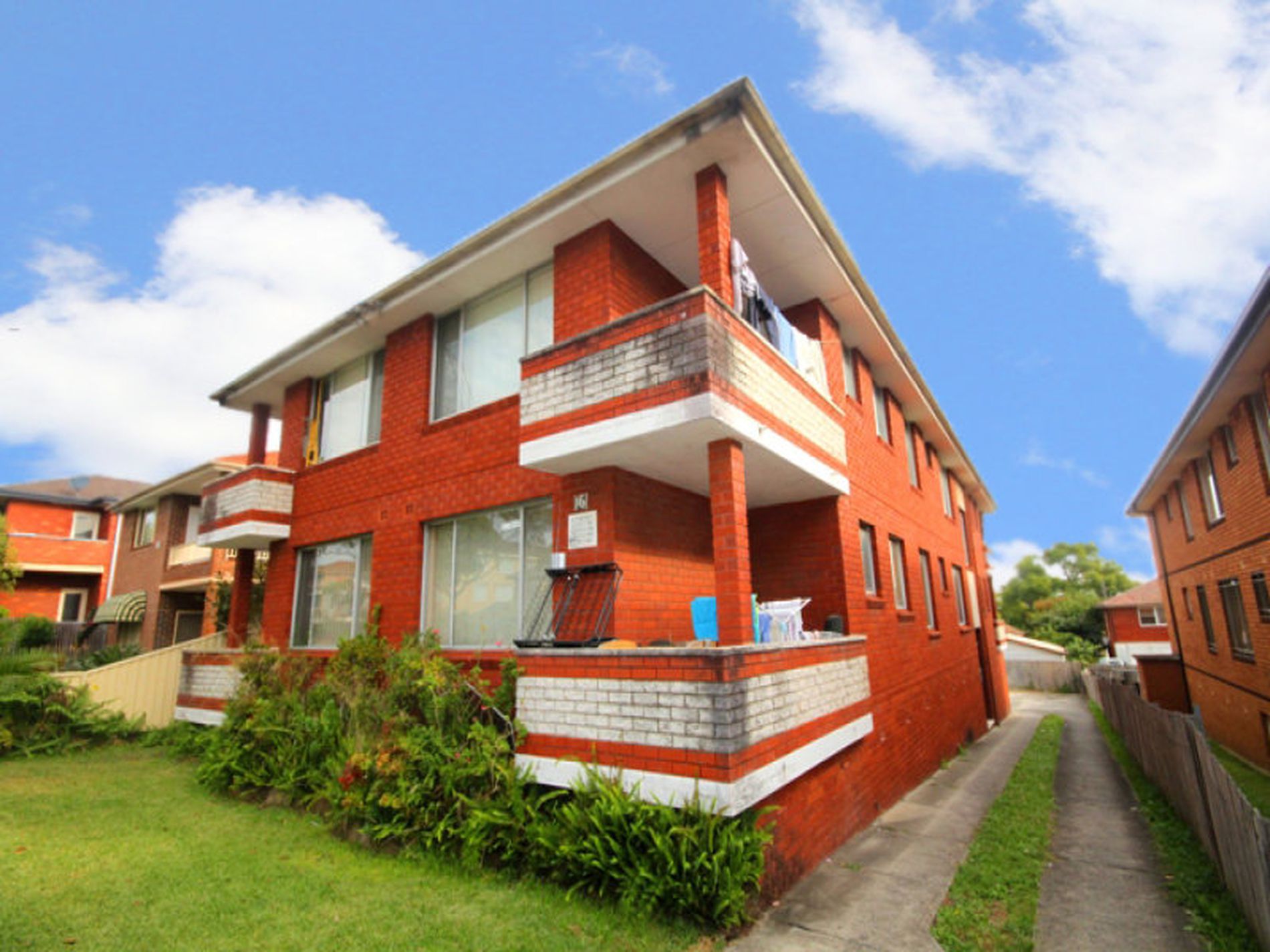 6 / 16 Mccourt Street, Wiley Park