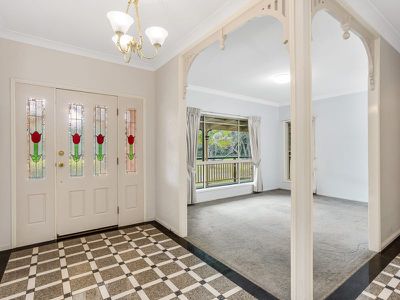 30 Glenmore Crescent, Rochedale South