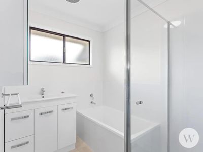 6 Carbeen Crescent, Lawnton