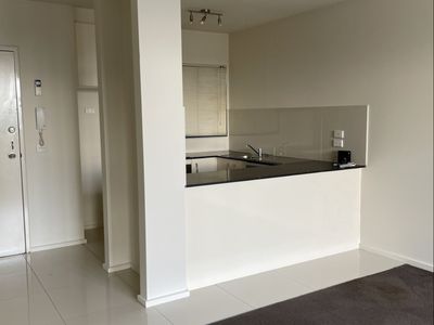 15 / 87-93 Jones Road, Dandenong