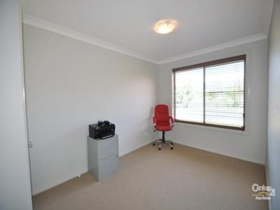 38 Shoalhaven Parkway, Dubbo