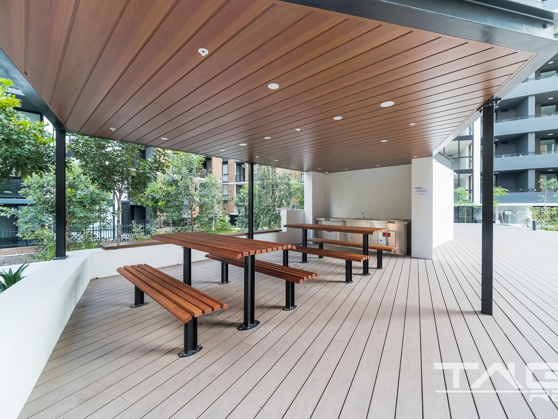 142 / 9 Maple Tree Road, Westmead