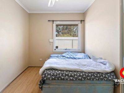 40 Woodcock Crescent, Para Hills West