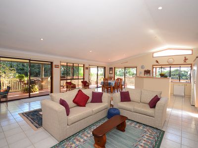 38 KARRASCHS ROAD, Dundowran