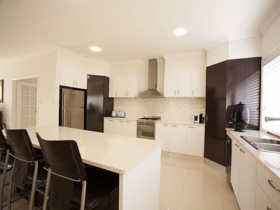 213 Tallwood Drive, Tallwoods Village