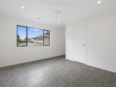 284A High Street, Belmont