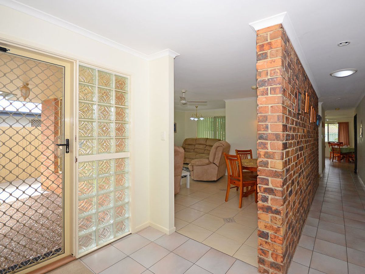 176 PULGUL STREET, Urangan