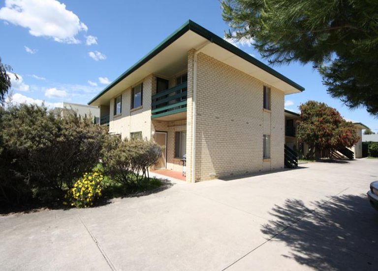 3 / 33 Beach Road, Brighton