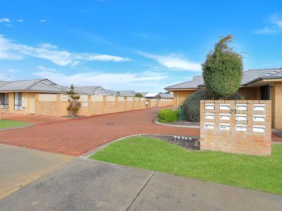 4 / 21 La Manche Avenue , Port Kennedy