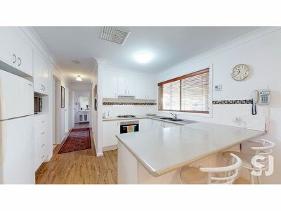 8 / 5 Gundarra Street, Dubbo
