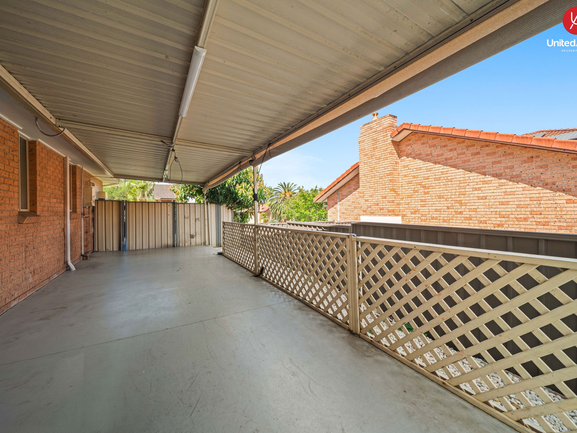 2 / 2 Markovina Street, Edensor Park
