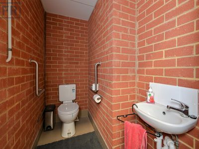 1 / 11 Simper Road, Yangebup