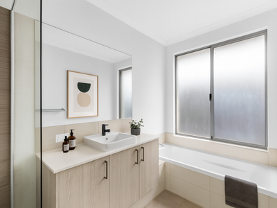 14 Brampton Road, Wandi