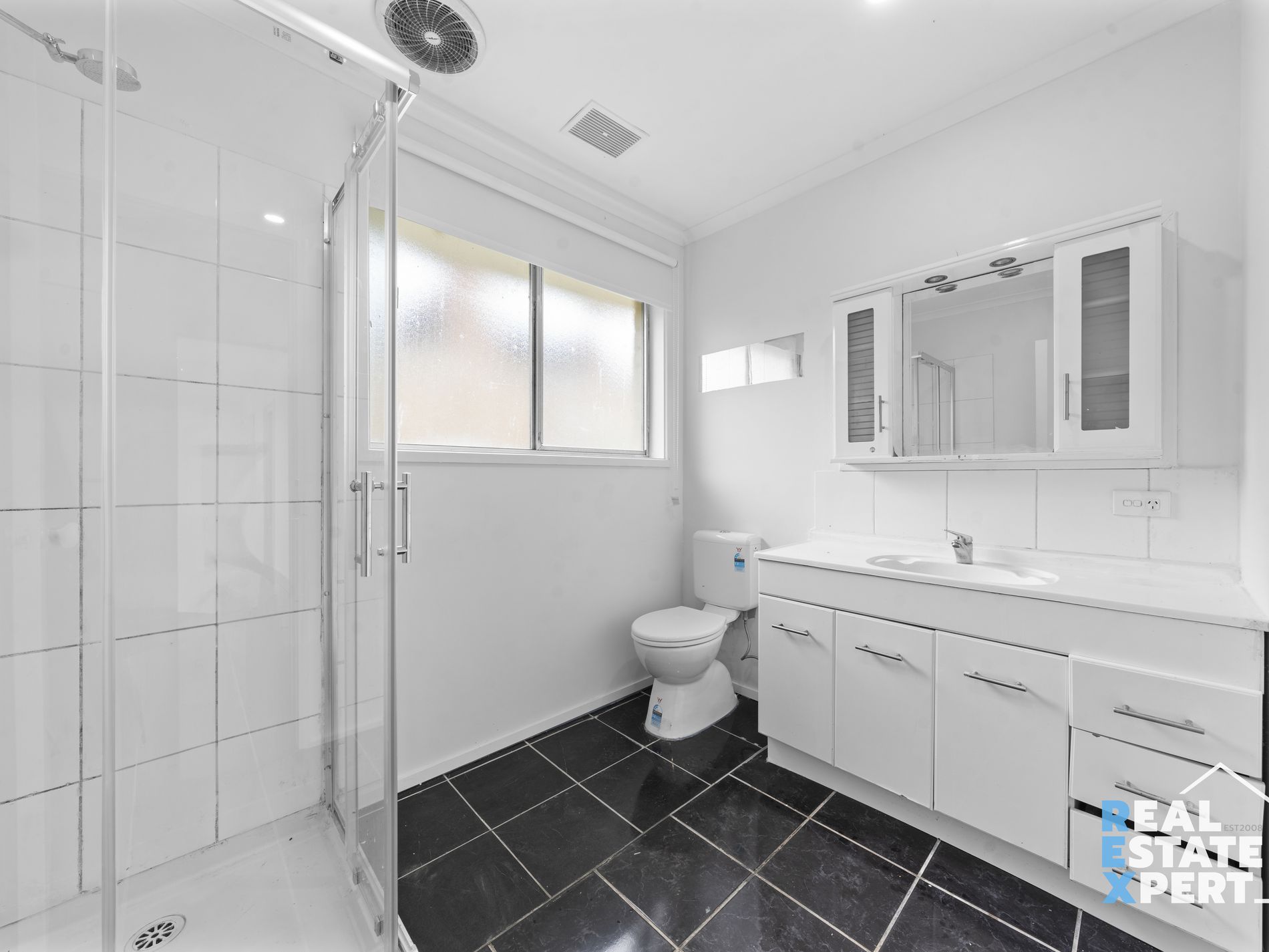 32 Kent Road, Narre Warren