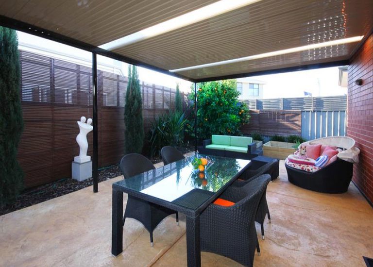 15A Albany Close, Oaklands Park