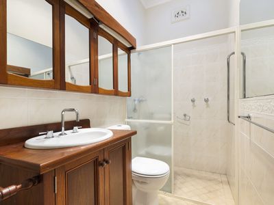 7 Thompson Street, Drummoyne