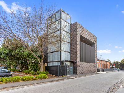 2 / 83 Stevedore Street, Williamstown