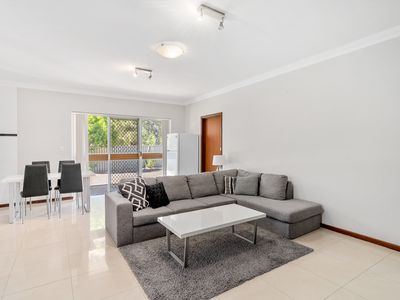 16 Vincent Avenue, Westminster