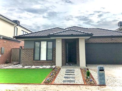 39 Peroomba Drive, Point Cook