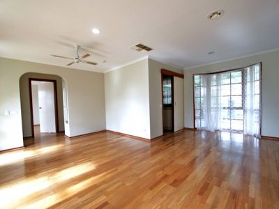 1 Eyebright Square, Hallam