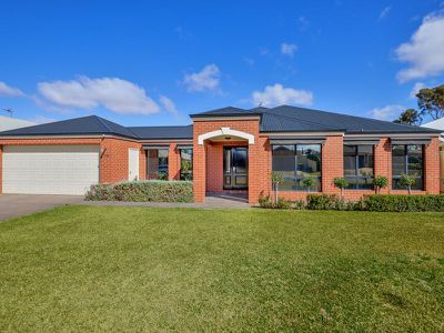 19 Vitali Crescent, Somerville