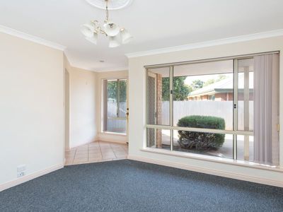 4B Wyllie Way, Hannans