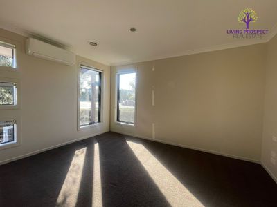 1 Rodeo Grove, Point Cook