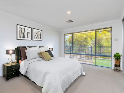 16 Bunker Crescent, Yanchep