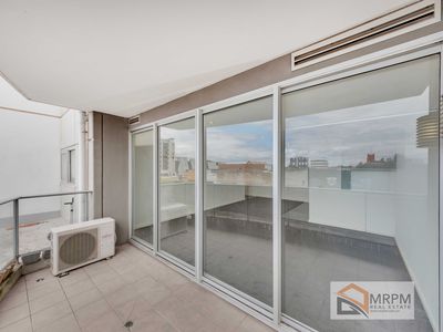 203 / 250 Barkly Street, Footscray