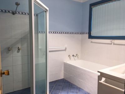 2 / 61 Leo Drive, Narrawallee