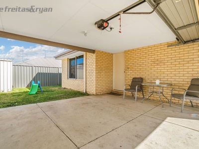 14 Glastonbury Street, Leda