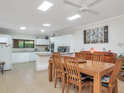 4 Toni Close, Bayview Heights