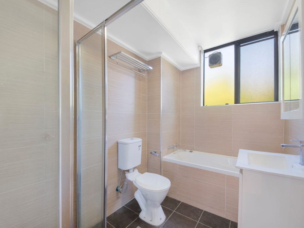 16 / 3-7 Edgeworth David Avenue,...