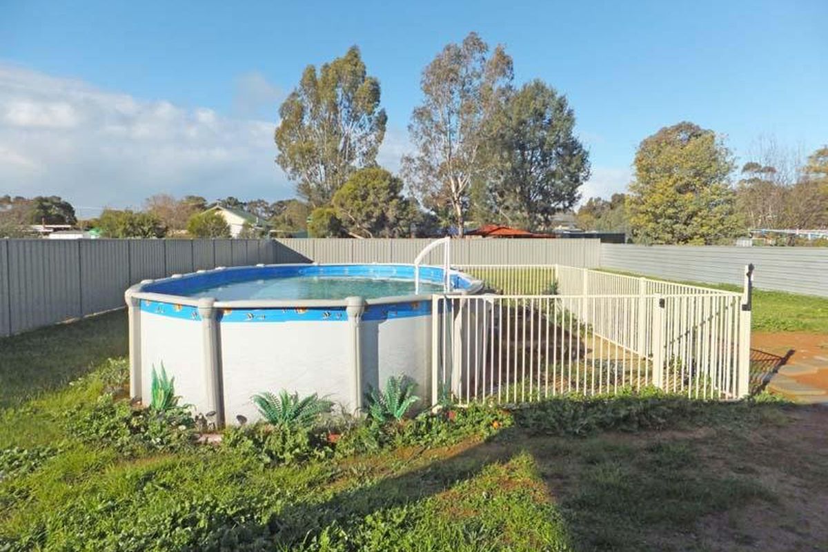 8 Church Street, Girgarre