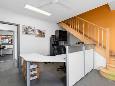 2 / 1 Orange Street, Williamstown