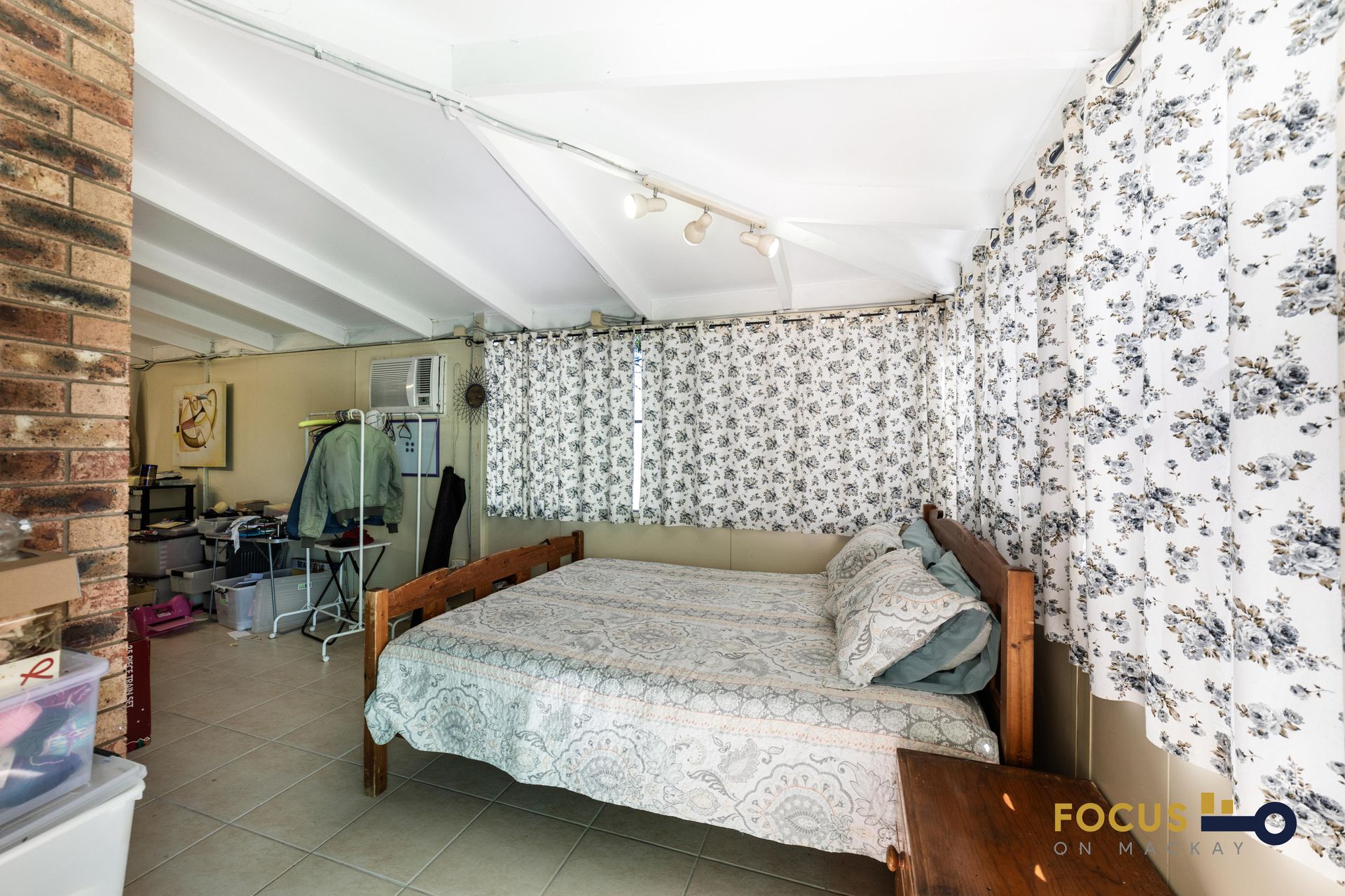 631 Cape Hillsborough Road, Cape Hillsborough