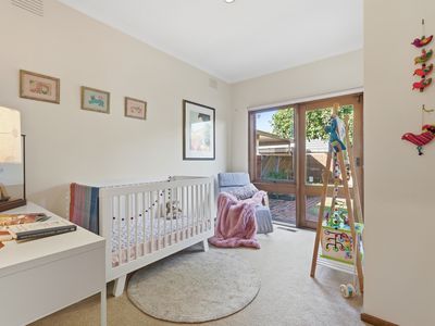 14 SEVES STREET, Altona