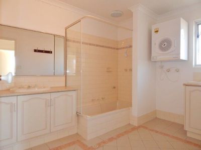 38/64 Moondine Drive, Wembley