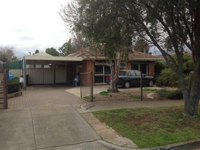 46 Melton, Melton South