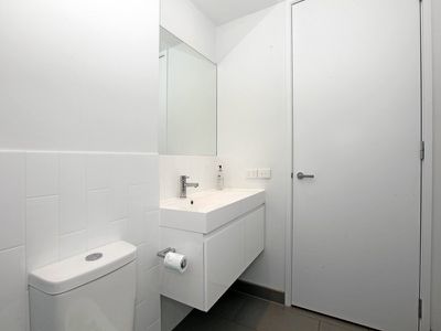 908 / 632 Doncaster Road, Doncaster